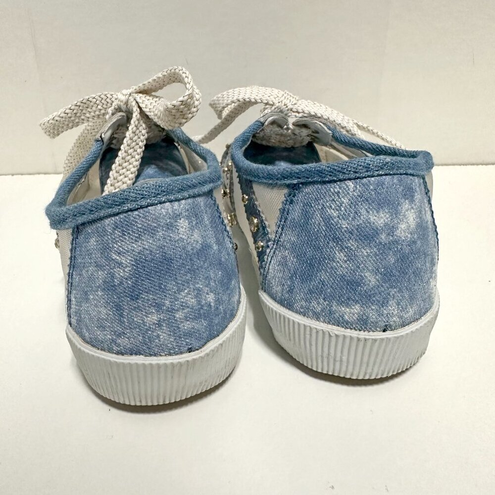 VTG Sneakers - Picture 2 of 10